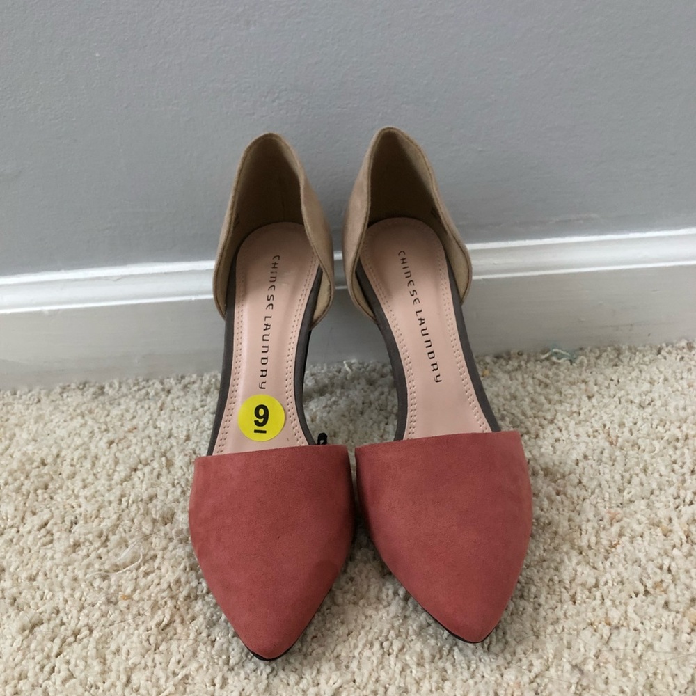 NWOT Chinese Laundry color block heels
